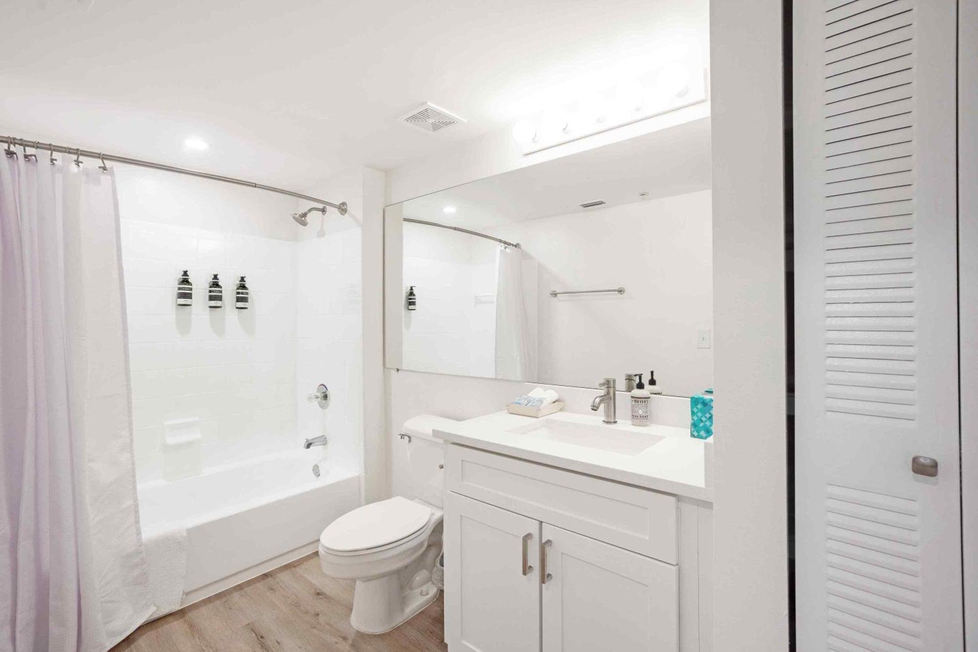 Stunning Centrally Located Apartments At New River Cove In South Florida Fort Lauderdale Exterior foto